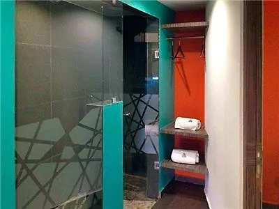 Tacubaya & Autosuites